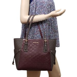 Michael Kors Voyager Logo Shoulder Tote Bag